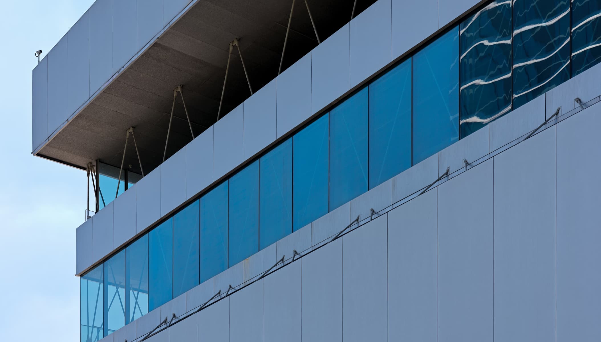 The Manufacturer's Guide to ISO 59000 Compliance